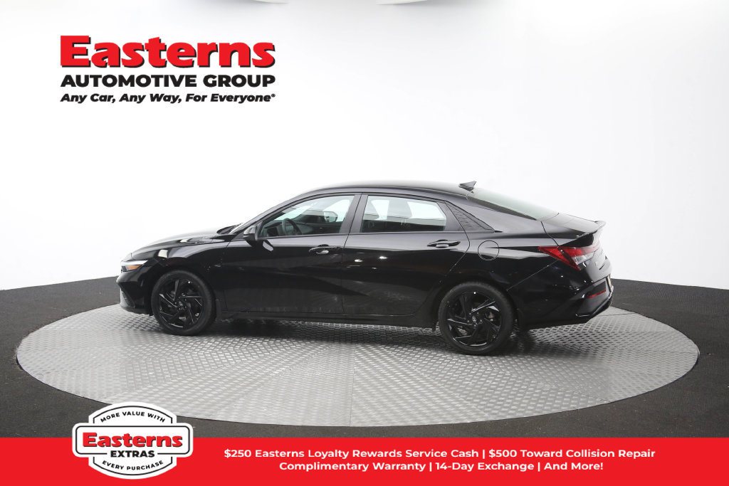 Used 2026 Hyundai Elantra Sport FWD image 58