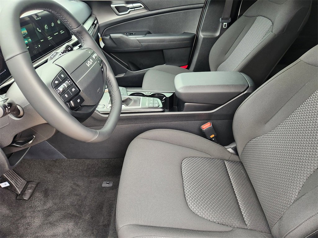 New 2026 Kia Sportage LX w/ LX Convenience Package image 9
