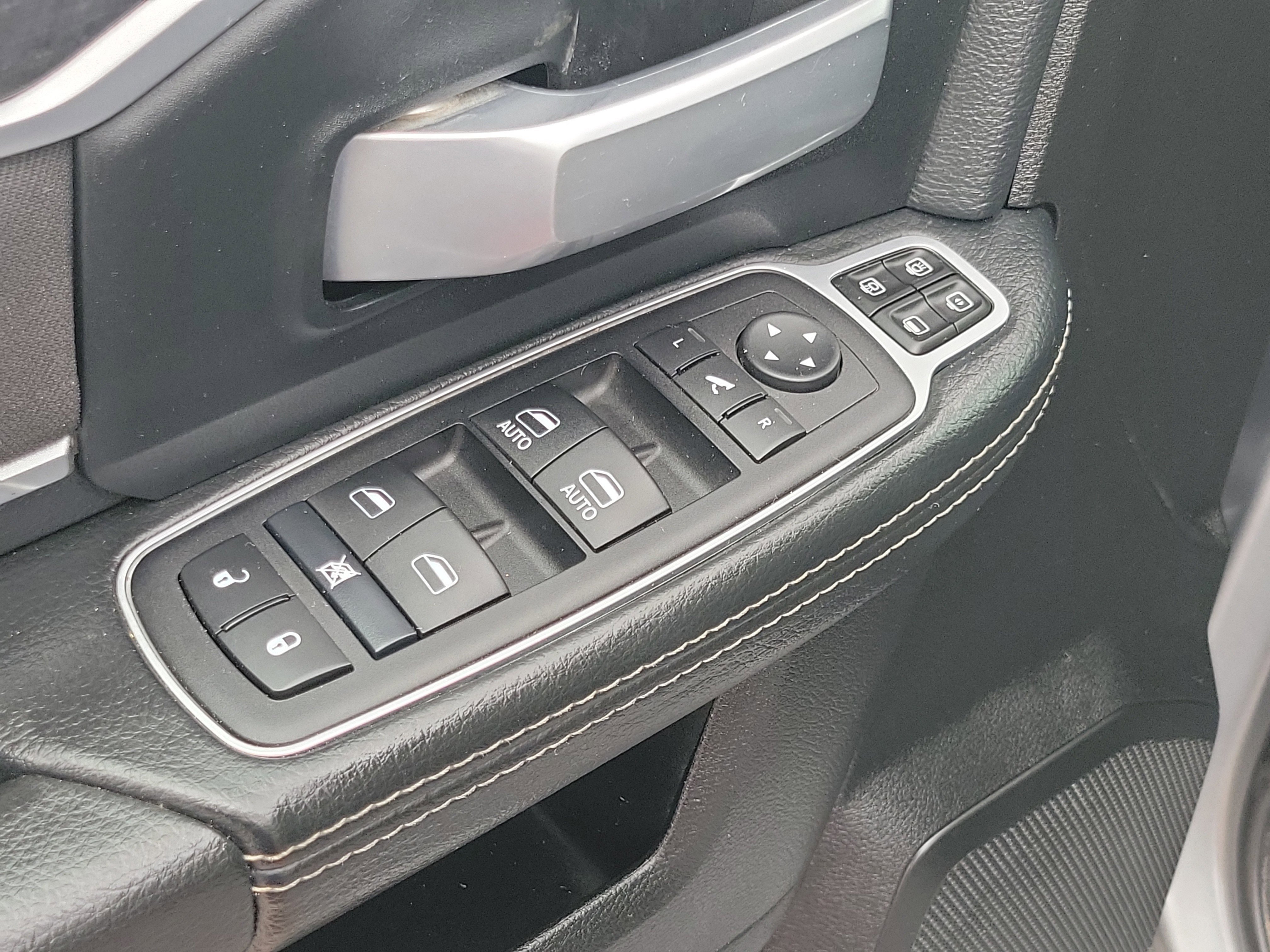 Used 2024 RAM 2500 Big Horn image 27