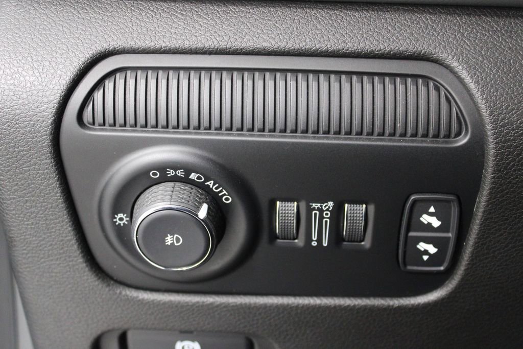 Used 2022 Jeep Wagoneer Series II image 46