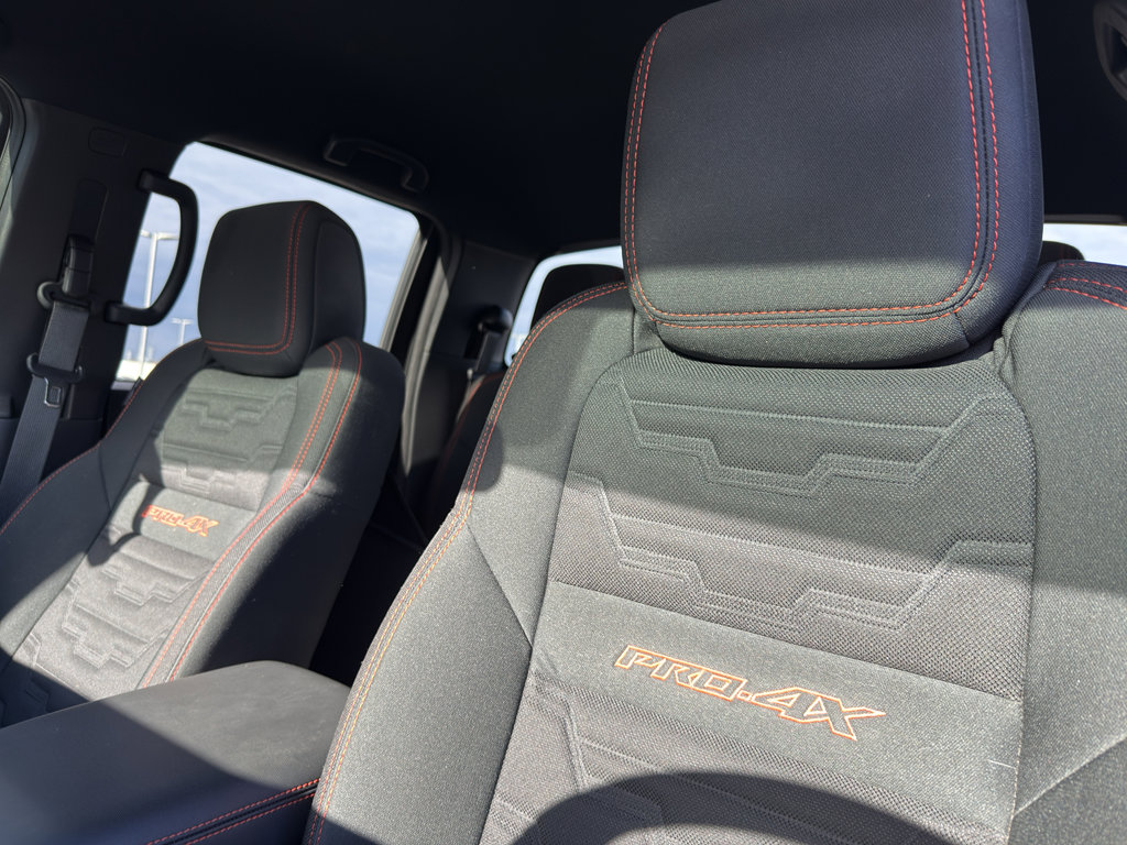 Used 2023 Nissan Frontier PRO-4X w/ Pro Convenience Package image 29