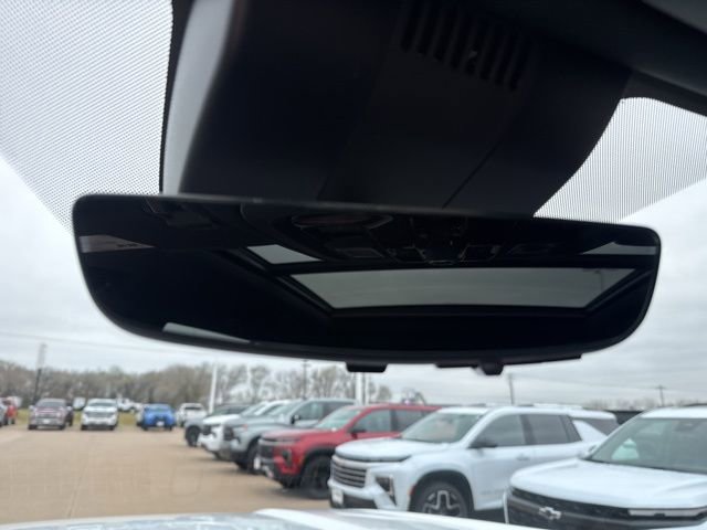 New 2026 GMC Yukon XL Elevation image 32