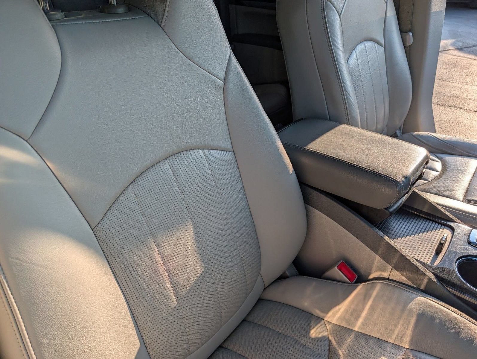 Used 2016 Buick Enclave Leather FWD image 22