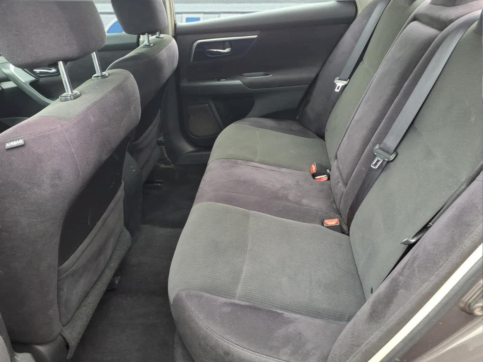 Used 2013 Nissan Altima 2.5 S FWD image 10