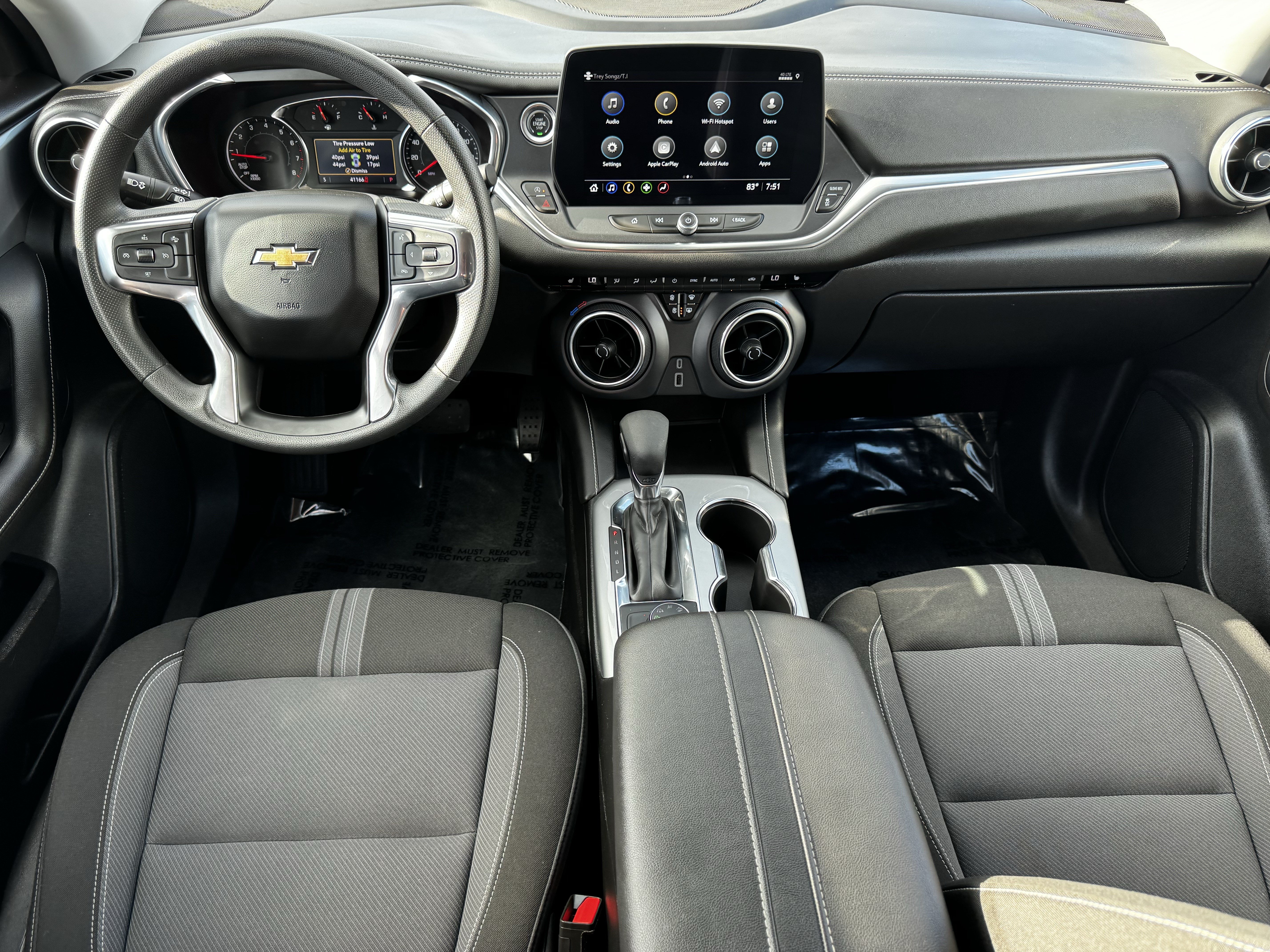 Used 2025 Chevrolet Blazer LT AWD/4WD image 13