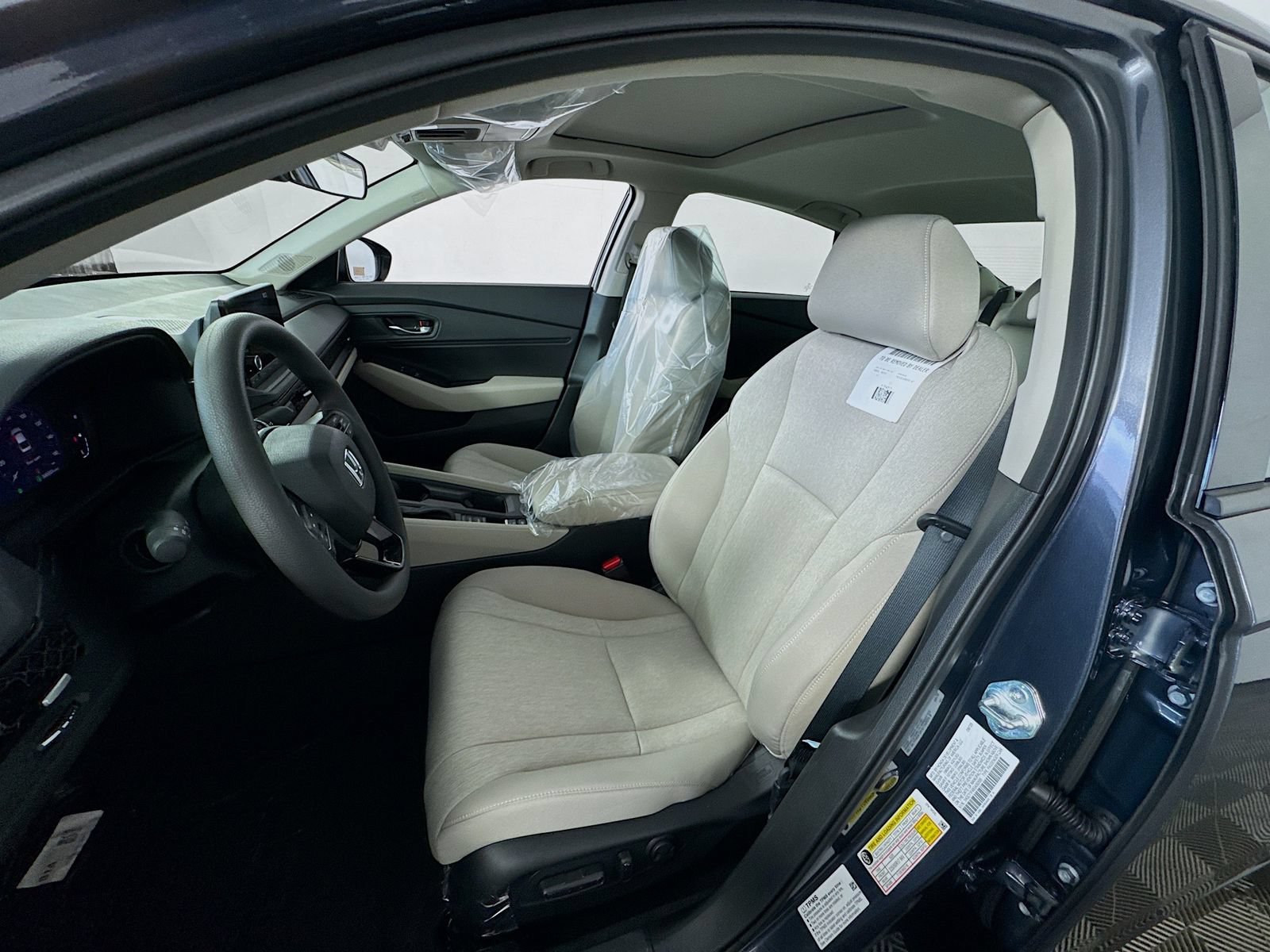 New 2025 Honda Accord SE image 12