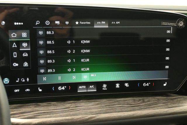 Used 2025 Audi Q5 Premium w/ Convenience Package AWD/4WD image 19