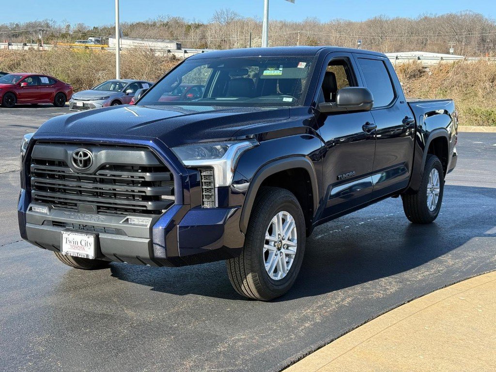 Certified 2025 Toyota Tundra SR5 w/ SR5 Premium Package AWD/4WD image 9