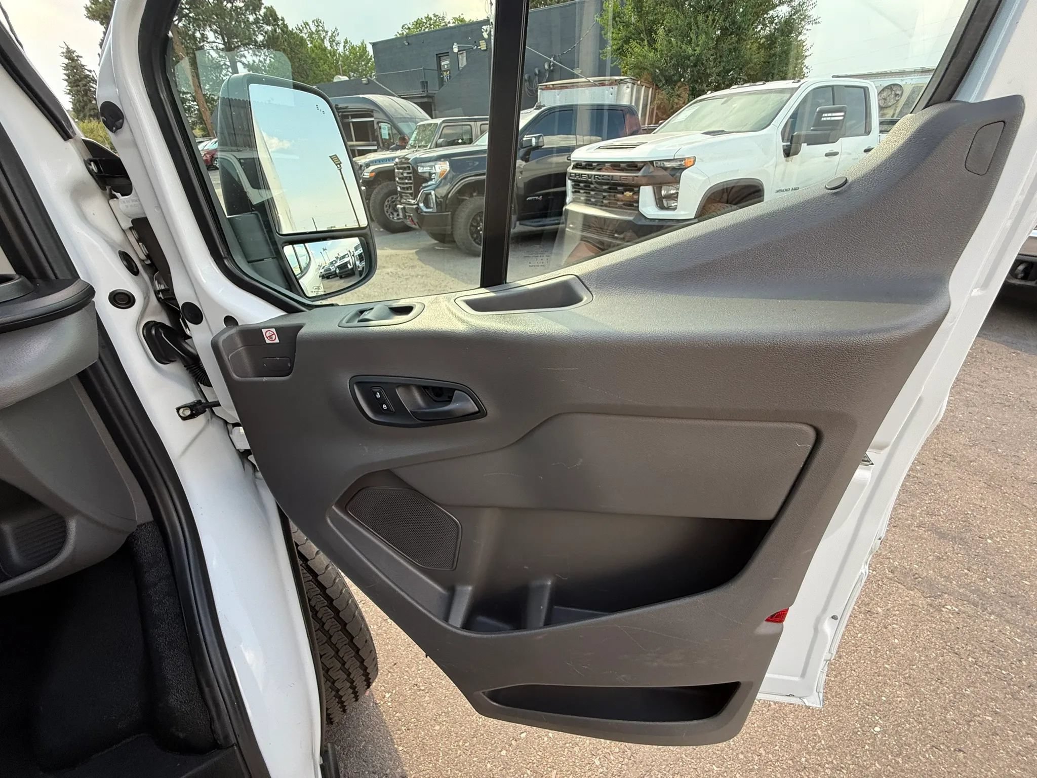 Used 2020 Ford Transit 350 148 High Roof Extended RWD image 39
