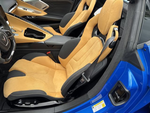 Used 2024 Chevrolet Corvette Z06 w/ Z07 Performance Package RWD image 10