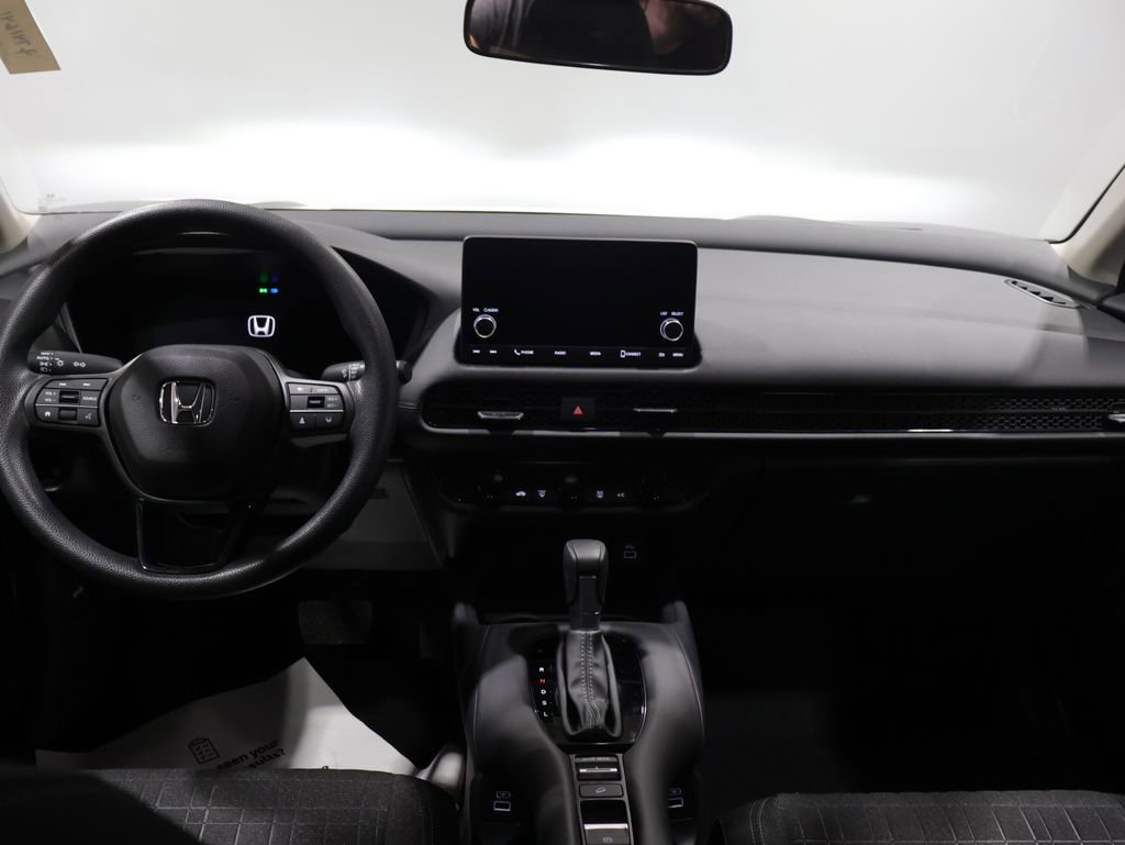 Used 2023 Honda HR-V LX image 17