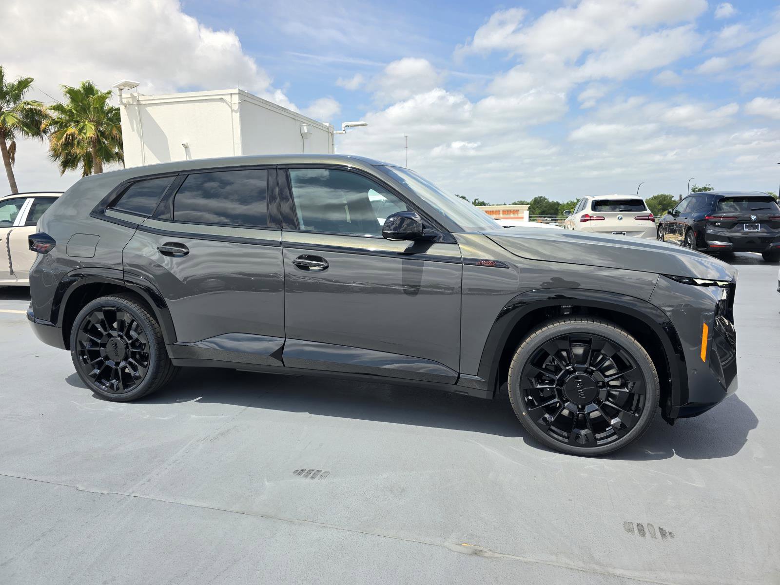 New 2026 BMW XM Label Red image 22