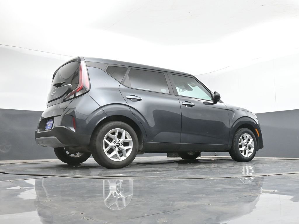 Used 2025 Kia Soul LX w/ LX Technology Package image 39