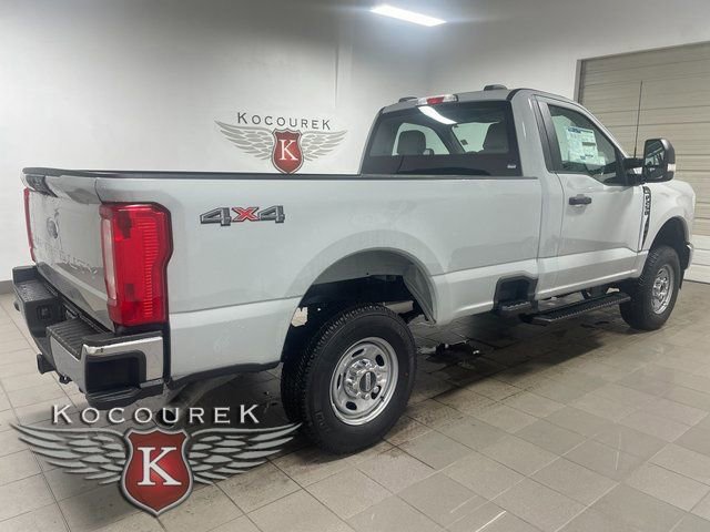 New 2026 Ford F250 XL w/ XL Chrome Package image 6