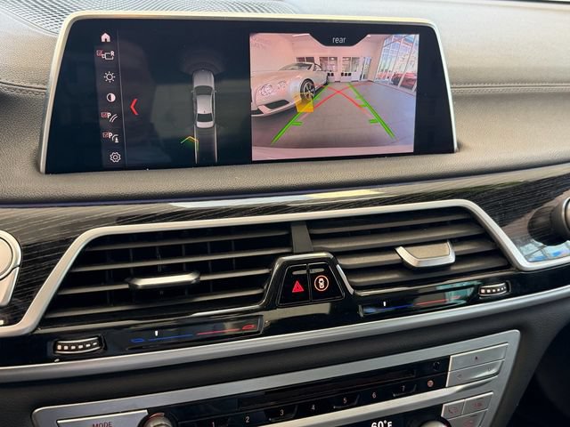 Used 2019 BMW 740i w/ M Sport Package RWD image 17