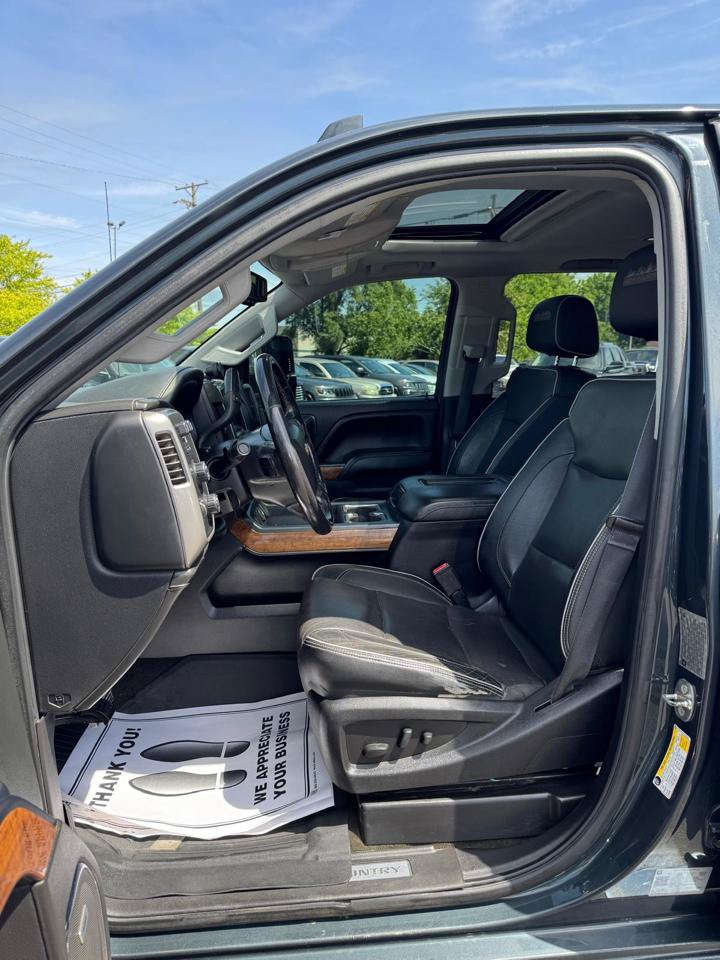 Used 2018 Chevrolet Silverado 3500 High Country w/ Duramax Plus Package AWD/4WD image 15
