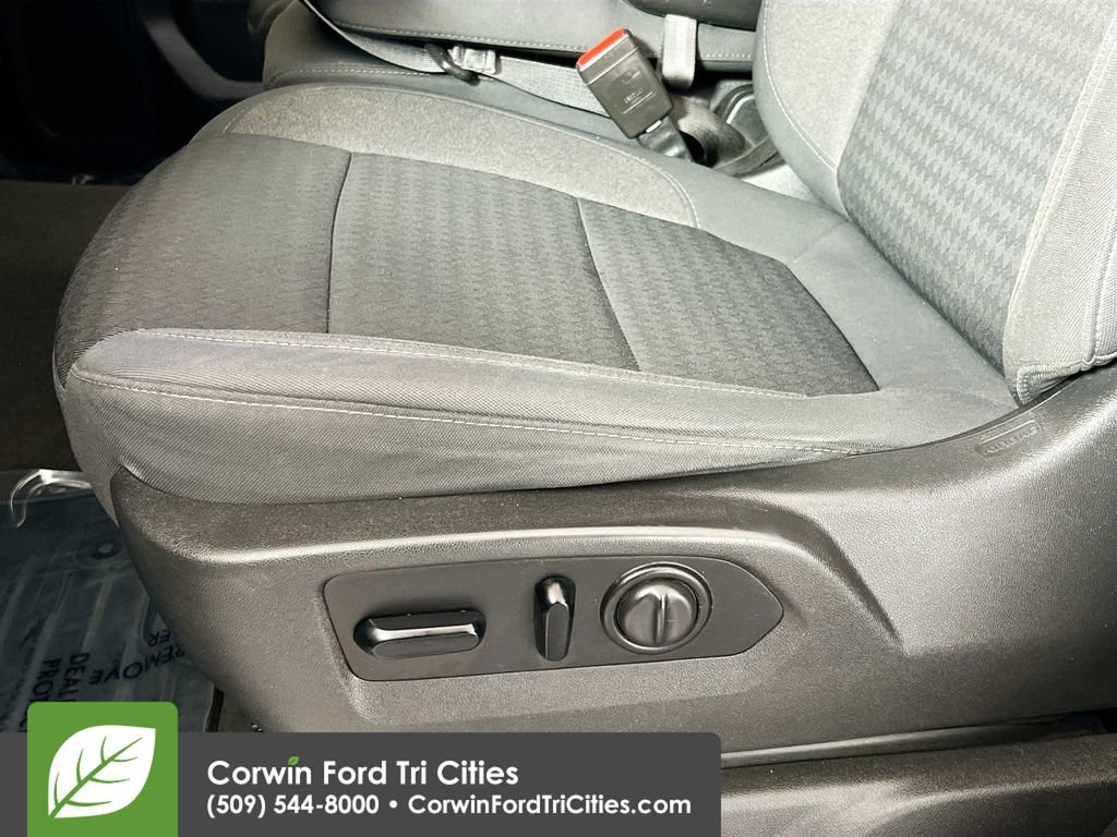 Used 2021 Chevrolet Silverado 1500 LT w/ Bed Protection Package AWD/4WD image 21