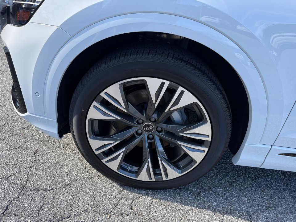 New 2026 Audi Q8 Premium Plus AWD/4WD image 27