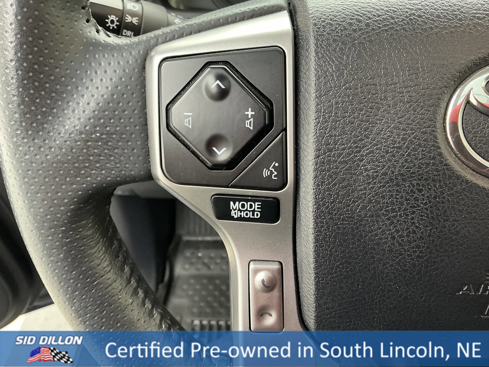 Used 2021 Toyota 4Runner SR5 Premium w/ Moonroof Package image 9