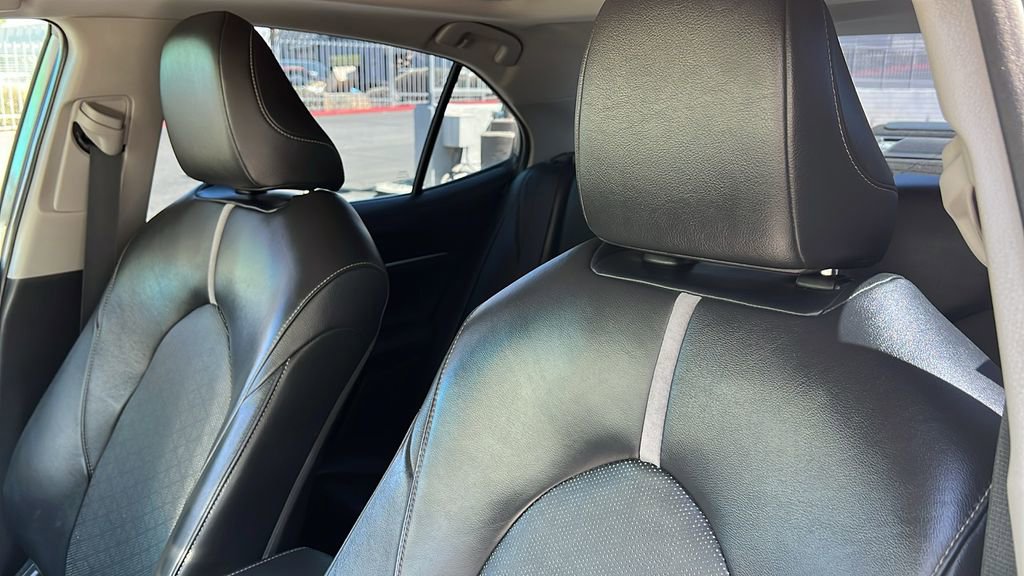 Used 2018 Toyota Camry XSE w/ Audio Package FWD image 15