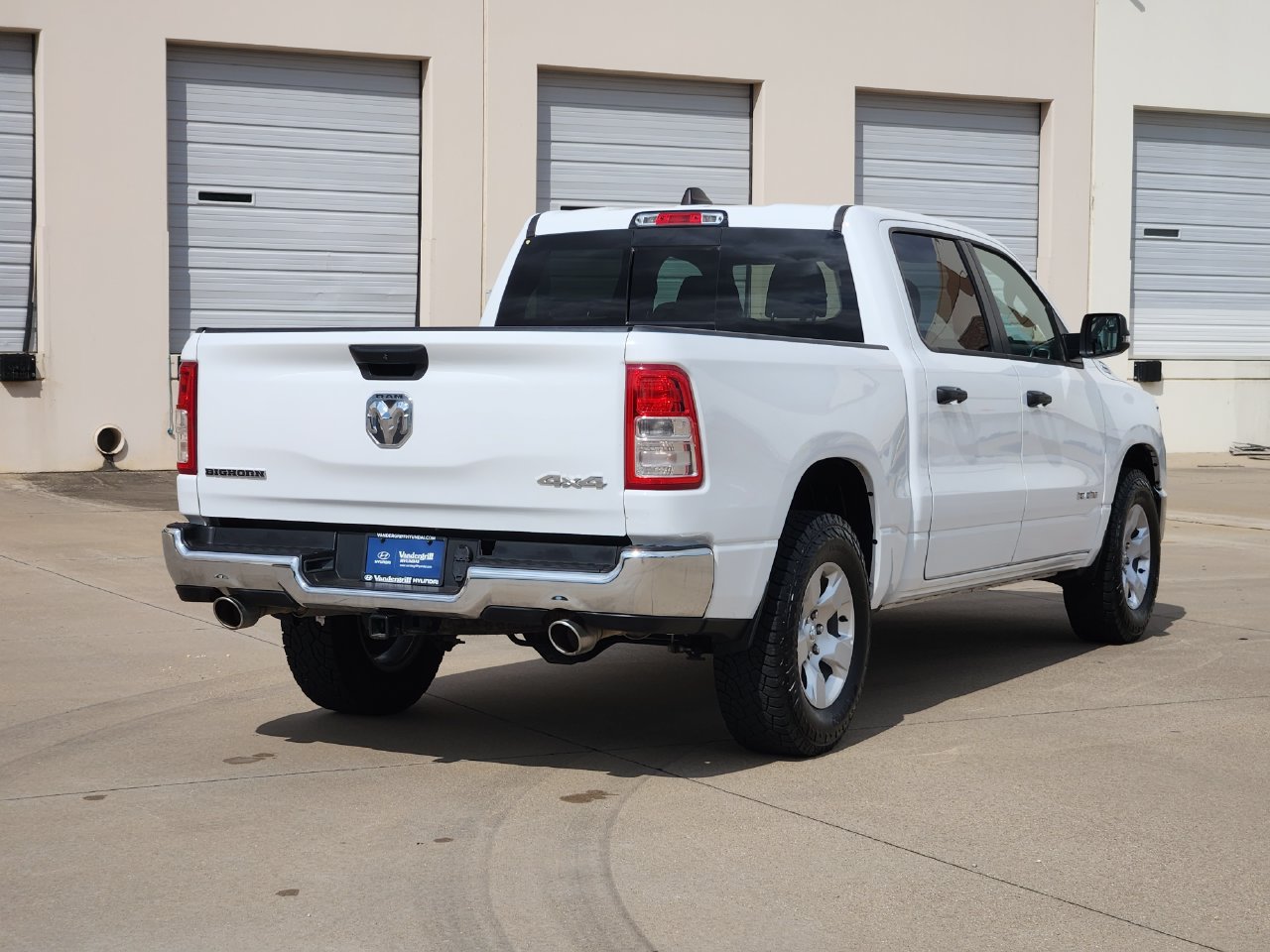 Used 2023 RAM 1500 Big Horn AWD/4WD image 4