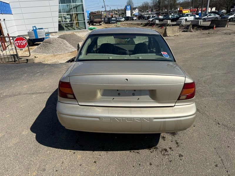 Used 2002 Saturn S-Series SL1 image 6