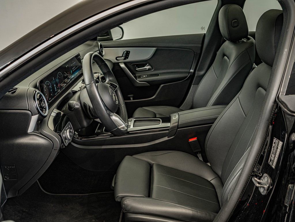 Certified 2025 Mercedes-Benz CLA 250 4MATIC image 18