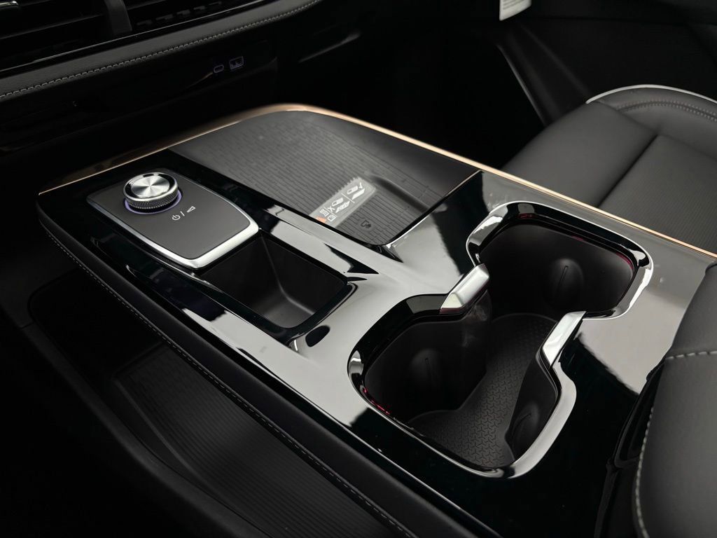 New 2026 Buick Enclave Avenir w/ Super Cruise Package image 33