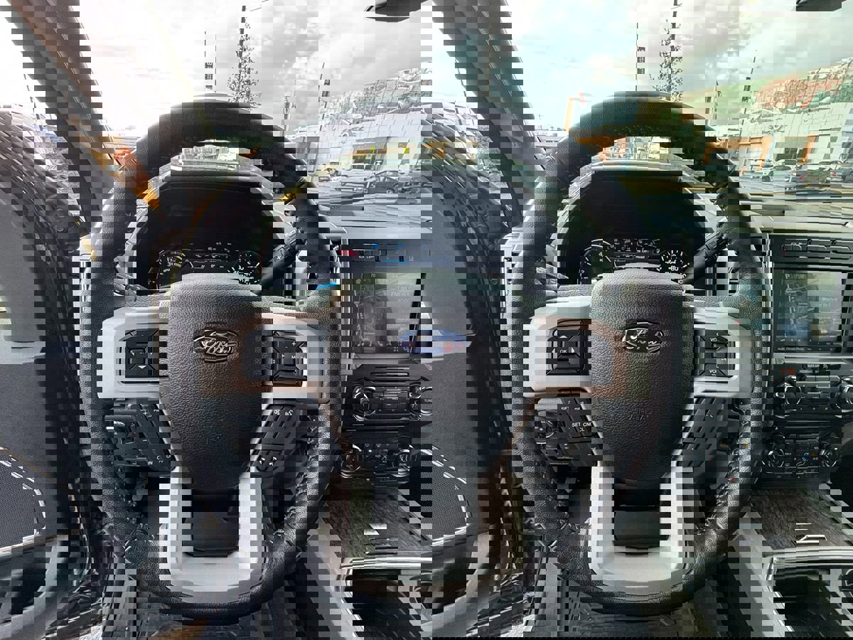 Used 2017 Ford F350 Lariat w/ Lariat Ultimate Package image 15