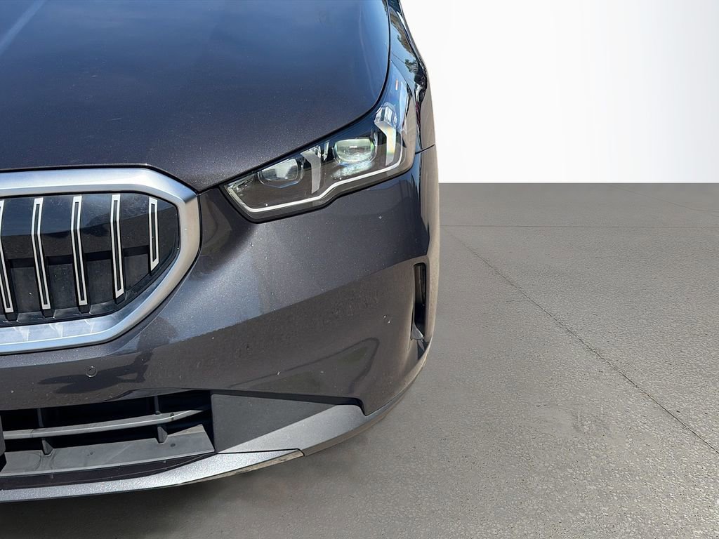 Used 2025 BMW 540i xDrive image 10