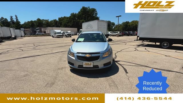 Certified 2011 Chevrolet Cruze LS FWD image 3