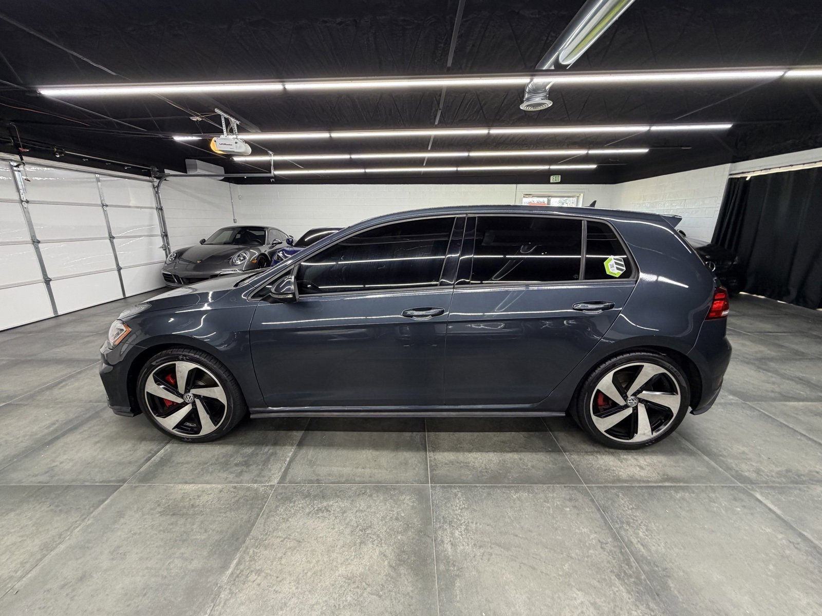 Used 2019 Volkswagen GTI SE w/ SE Experience Package image 3