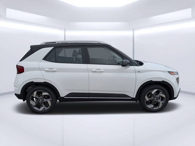 New 2025 Hyundai Venue Limited FWD image 2