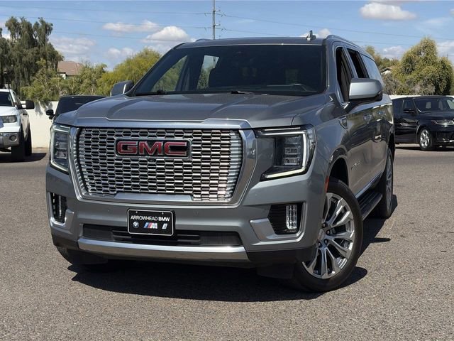 Used 2024 GMC Yukon XL Denali w/ Advanced Technology Package image 3