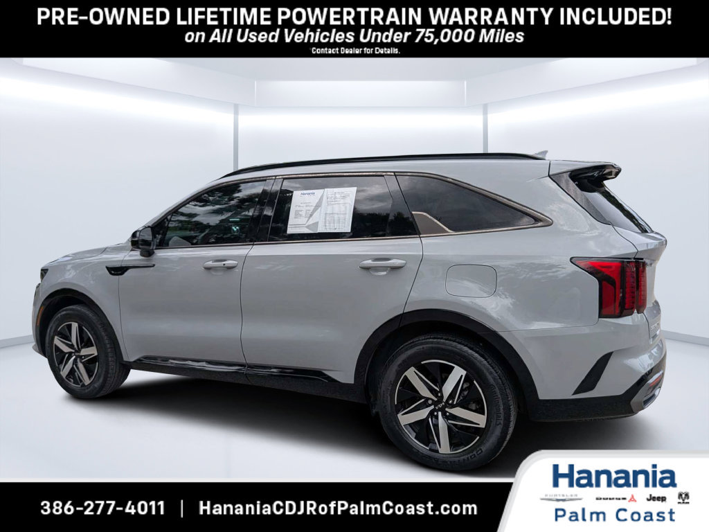 Used 2023 Kia Sorento EX w/ Panoramic Sunroof Package FWD image 5