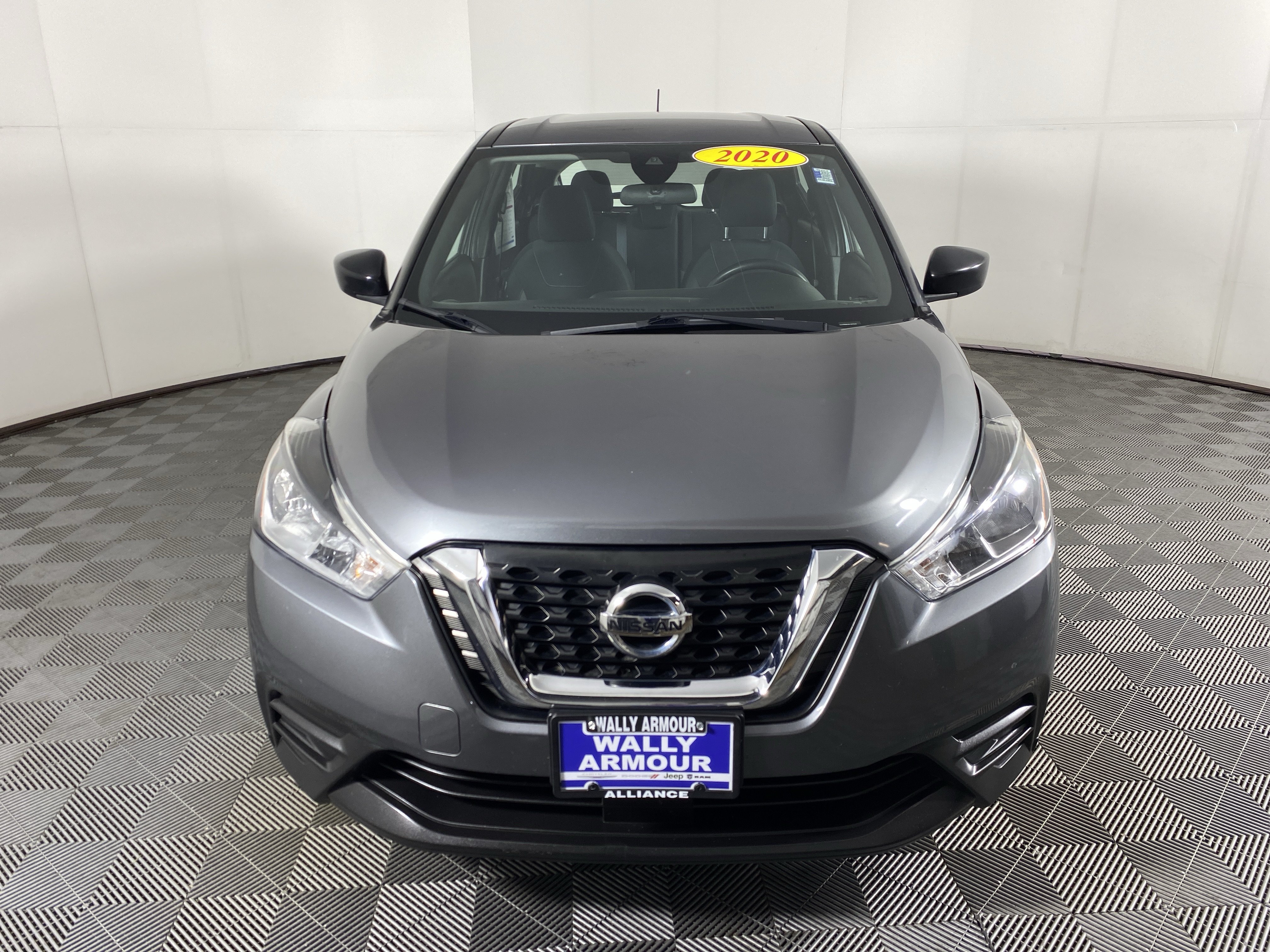 Used 2020 Nissan Kicks S FWD image 11