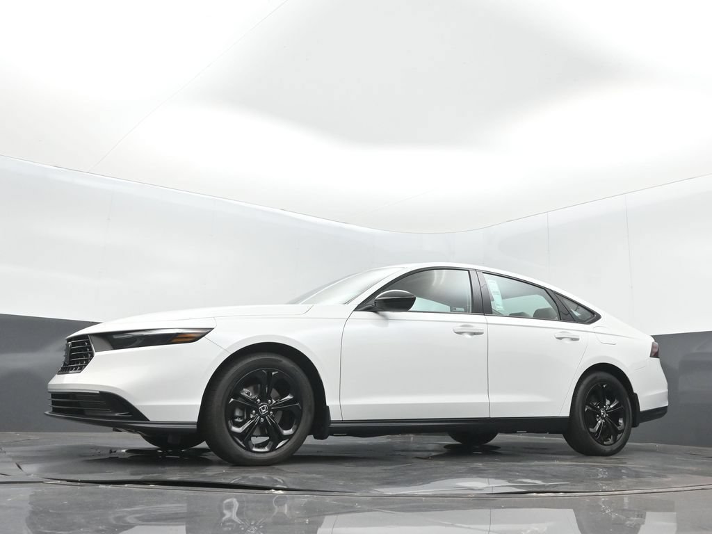 New 2025 Honda Accord SE image 13