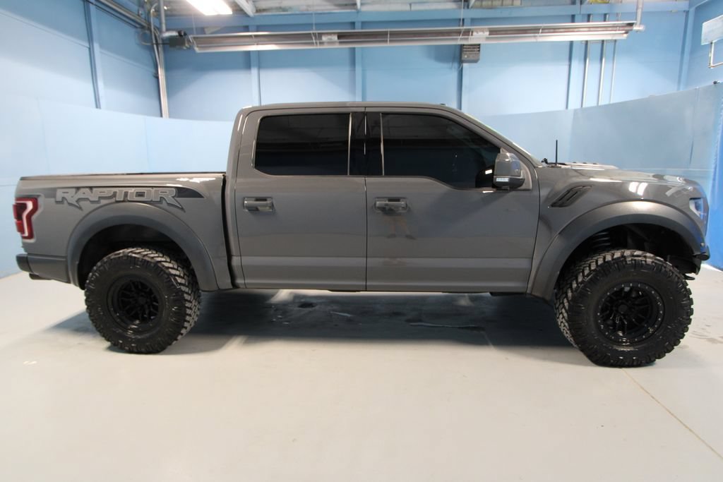 Used 2018 Ford F150 Raptor w/ Equipment Group 802A Luxury AWD/4WD image 36