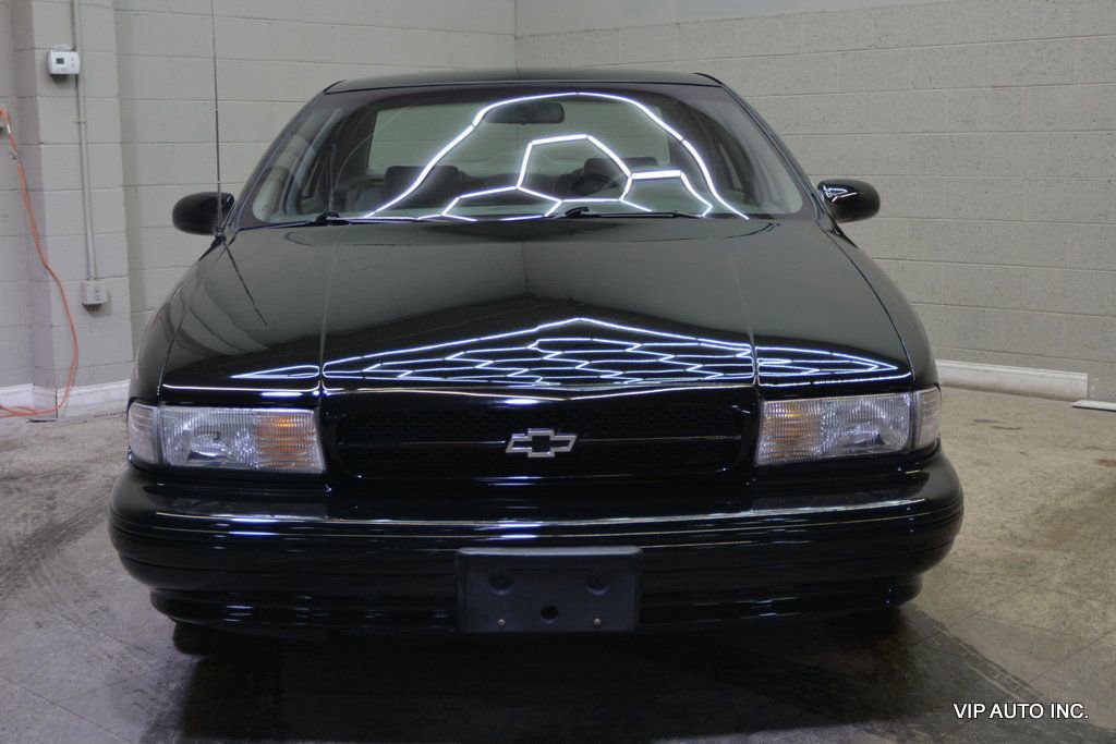 Used 1995 Chevrolet Impala Sedan image 5