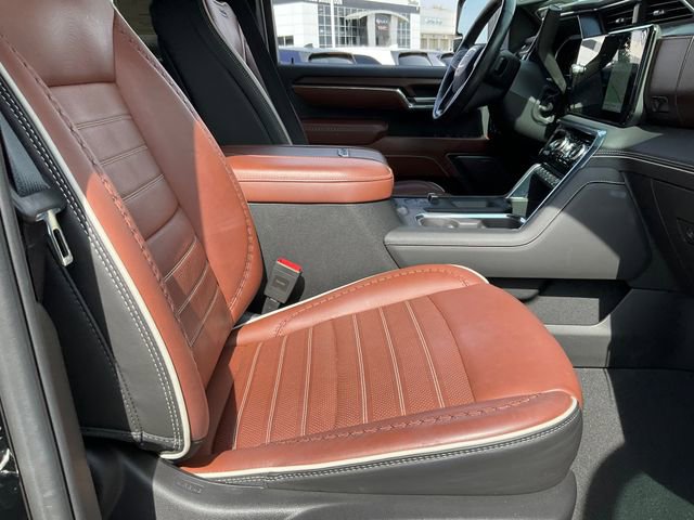 Used 2024 GMC Sierra 2500 Denali Ultimate w/ Max Trailering Package image 19