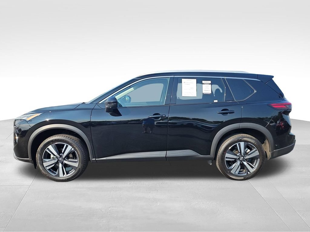 Used 2026 Nissan Rogue SL AWD/4WD image 2
