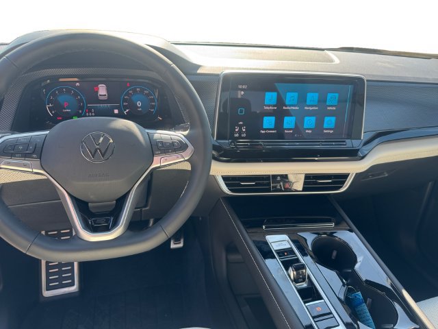 New 2026 Volkswagen Atlas Cross Sport SEL Premium R-Line AWD/4WD image 10
