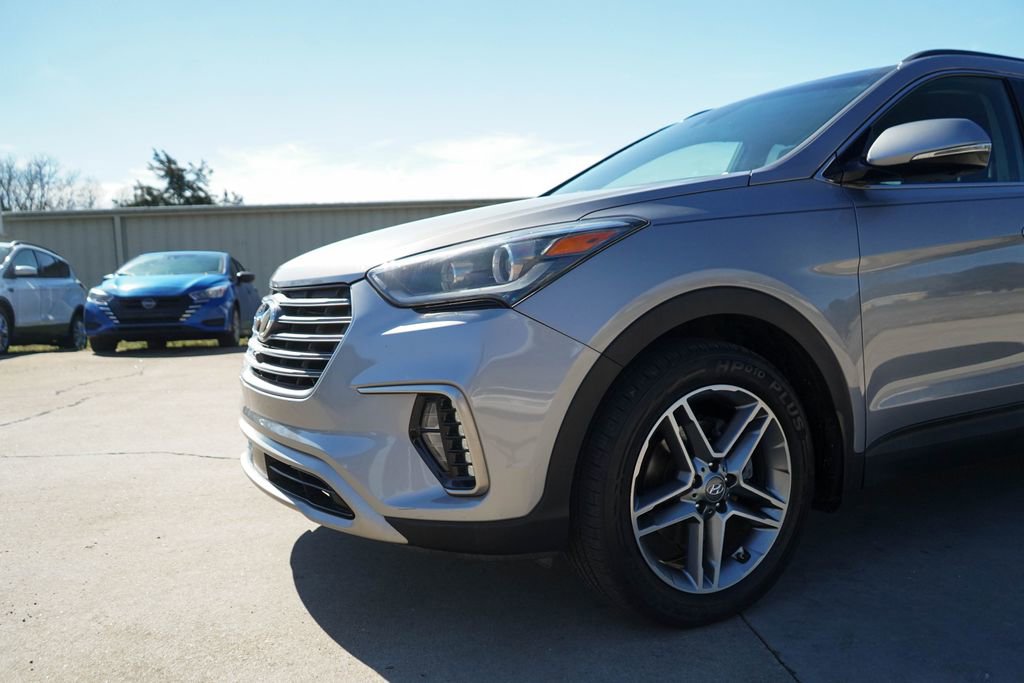 Used 2017 Hyundai Santa Fe SE Ultimate w/ SE Ultimate Tech Package 03 image 11