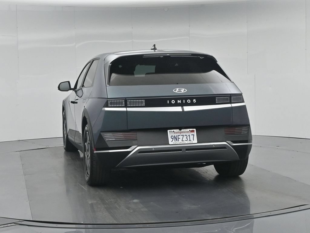 Used 2024 Hyundai Ioniq 5 SEL RWD image 32