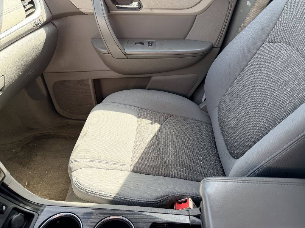 Used 2013 Chevrolet Traverse LT AWD/4WD image 14