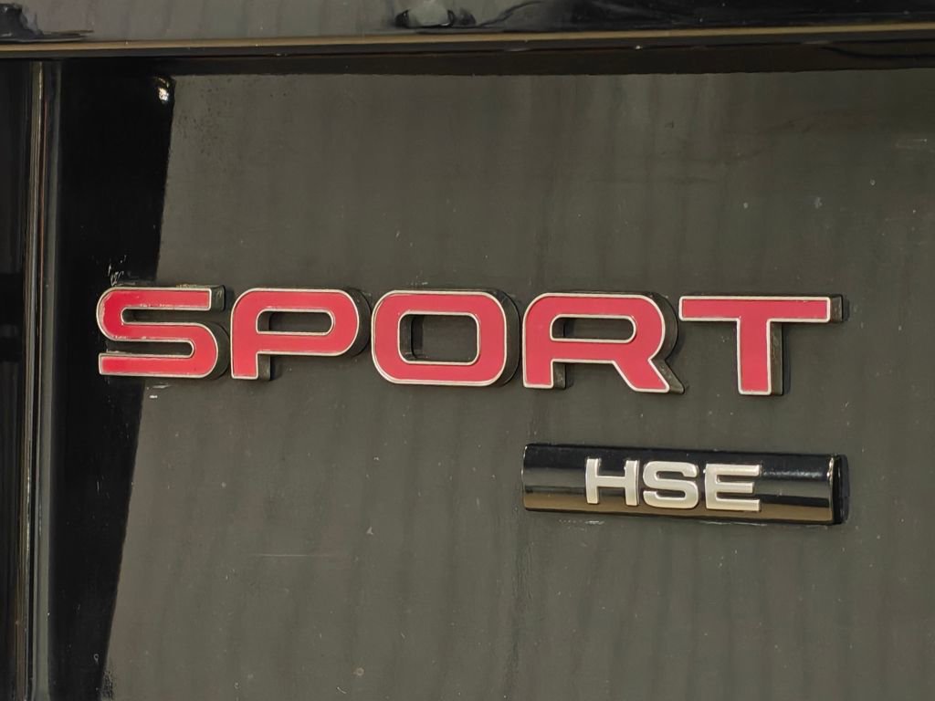 Used 2018 Land Rover Discovery Sport HSE Luxury image 61