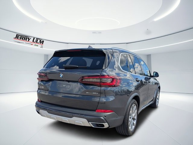 Used 2021 BMW X5 xDrive45e w/ Parking Assistance Package image 4