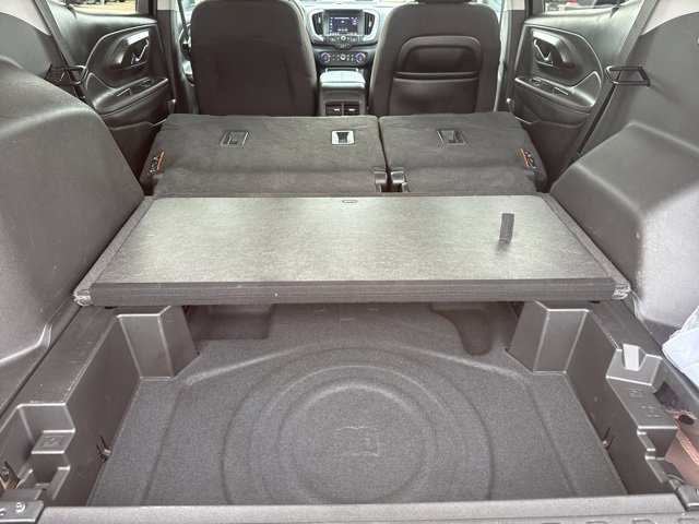 Used 2023 GMC Terrain SLE w/ Driver Convenience Package image 41