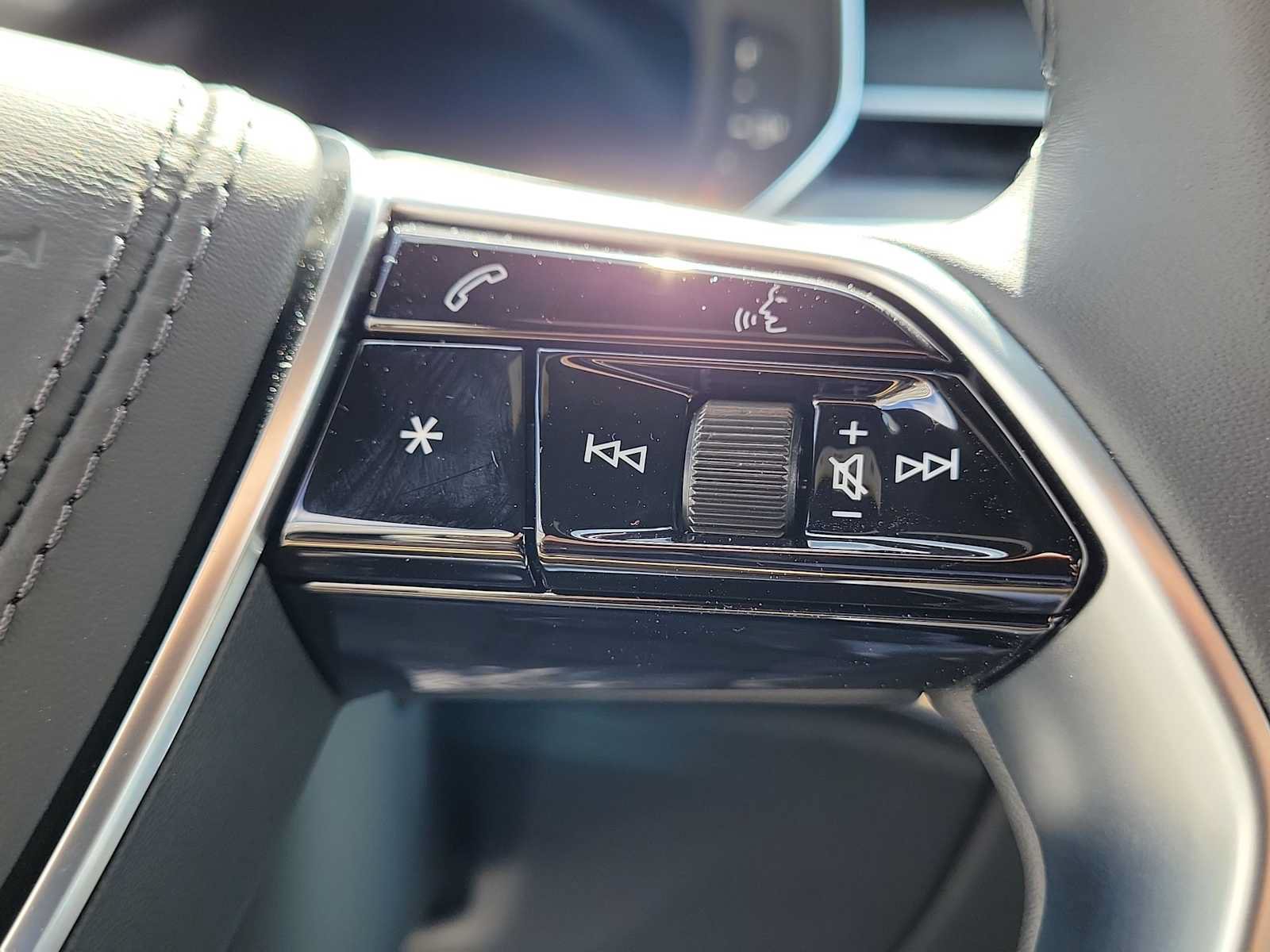 New 2026 Audi A8 L 3.0T AWD/4WD image 22