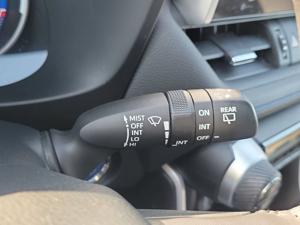 Certified 2022 Toyota RAV4 XSE AWD/4WD image 11